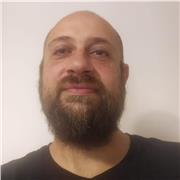 Laureato in Ingegneria Informatica con più di 15 anni di esperienza lavorativa offre lezioni di informatica